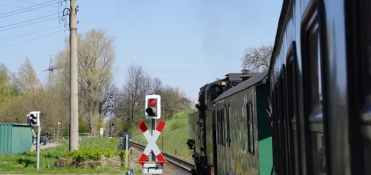 Blick aus dem Zug auf eine der schönsten Bahnstrecken in Europa